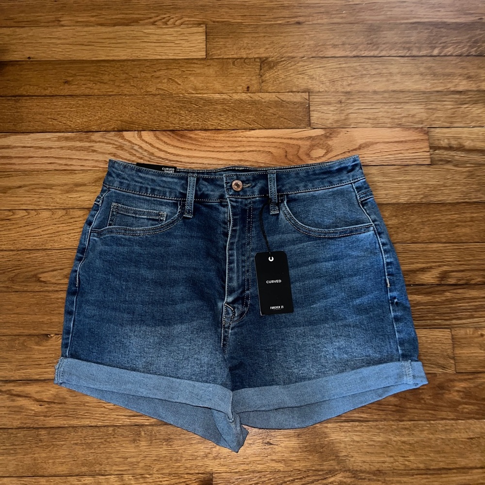 Curved high waisted jean shorts from Forever 21